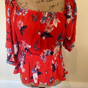 Cute floral off the shoulder top that’s perfect for tiki or Hawaiian party